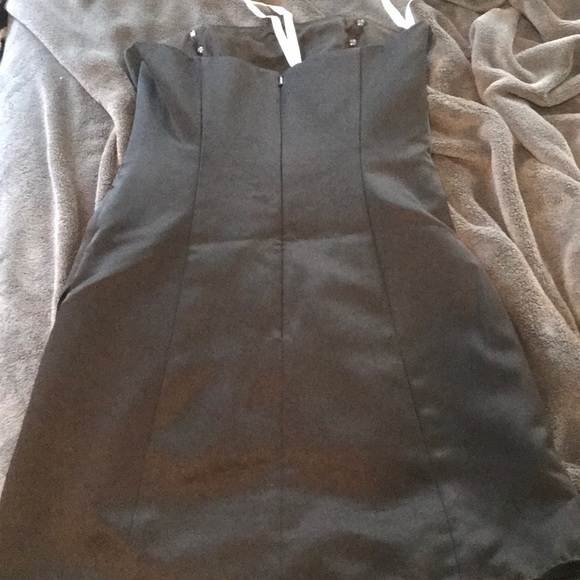 Silky strapless little black dress - Picture 5 of 5